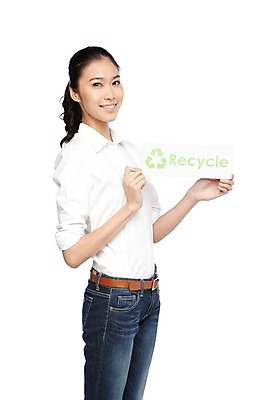 포토 JPG 스튜디오촬영 외국인 해외기획촬영 문자 라이프스타일 배너 영어 2012년태국 여자 캠페인 자연 사각프레임 광고판 실내 한명 서기 미소 웃음 들기 누끼 사람 동양인 20대 성인 옆모습 캐주얼 자연보호 환경 그린캠페인 재활용 청바지 보호 알림 심볼 환경보전 에코 친환경 분리수거 여자만 여자한명만 성인여자만 청년만 청년여자만 성인한명만 청년여자한명만 성인여자한명만 성인만 그린슈머 국내포토 1 옷 뷰포인트 컨셉 바지 모션 프레임 알림판 표정 인종 청년 내부 생활 사각형 사회이슈 생태계 판 파일형식