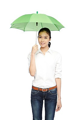 포토 JPG 스튜디오촬영 외국인 해외기획촬영 라이프스타일 2012년태국 잡화 여자 캠페인 우산 자연 실내 한명 서기 미소 웃음 들기 누끼 사람 동양인 20대 성인 앞모습 캐주얼 자연보호 환경 그린캠페인 청바지 보호 환경보전 에코 친환경 여자만 여자한명만 성인여자만 청년만 청년여자만 성인한명만 청년여자한명만 성인여자한명만 성인만 그린슈머 국내포토 1 옷 뷰포인트 컨셉 바지 모션 표정 인종 청년 내부 생활 사회이슈 생태계 파일형식