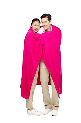 포토 JPG 스튜디오촬영 전신 외국인 해외기획촬영 라이프스타일 커플 2012년태국 여자 남자 커플라이프 포즈 안기 모션 포옹 실내 사랑 서기 미소 웃음 누끼 사람 동양인 20대 성인 두명 앞모습 캐주얼 이불 담요 청년만 성인만 국내포토 옷 감정 뷰포인트 관계 침구 표정 인종 청년 내부 생활 파일형식