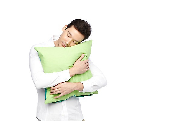 포토 JPG 스튜디오촬영 외국인 해외기획촬영 라이프스타일 2012년태국 남자 포즈 쿠션 안기 모션 실내 한명 누끼 사람 상반신 20대 성인 앞모습 캐주얼 눈감음 잠 수면 남자만 남자한명만 성인남자만 청년만 청년남자만 청년남자한명만 성인한명만 성인남자한명만 성인만 국내포토 1 옷 뷰포인트 인종 청년 내부 생활 물 파일형식