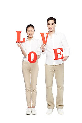 포토 JPG 스튜디오촬영 전신 외국인 해외기획촬영 문자 라이프스타일 커플 영어 2012년태국 여자 남자 커플라이프 모션 실내 사랑 서기 미소 웃음 들기 누끼 사람 동양인 20대 성인 두명 앞모습 캐주얼 단어 청년만 성인만 국내포토 옷 감정 뷰포인트 관계 표정 인종 청년 내부 생활 파일형식