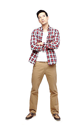 포토 JPG 스튜디오촬영 전신 외국인 해외기획촬영 라이프스타일 응시 2012년태국 패션 남자 맨라이프 포즈 생각 모션 실내 한명 서기 누끼 사람 20대 성인 앞모습 캐주얼 팔짱 가을 남자만 남자한명만 성인남자만 청년만 청년남자만 청년남자한명만 성인한명만 성인남자한명만 성인만 국내포토 1 시선 옷 계절 뷰포인트 인종 청년 내부 생활 파일형식