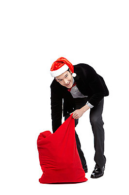 포토 JPG 스튜디오촬영 전신 외국인 해외기획촬영 모자 라이프스타일 2012년태국 기념일 남자 크리스마스 산타모자 실내 숙이기 크리스마스선물 선물 한명 서기 미소 웃음 누끼 사람 정장 이벤트 20대 성인 산타클로스 보따리 남자만 남자한명만 성인남자만 청년만 청년남자만 청년남자한명만 성인한명만 성인남자한명만 성인만 국내포토 모자_잡화 1 잡화 옷 포즈 모션 표정 인종 청년 내부 생활 파일형식