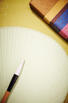 포토 JPG 스튜디오촬영 한국문화 한국전통 전통 배너 전통문화 백그라운드 서예 안내 프레임 전통소품 한국 알림판 실내 사람없음 선물상자 상자 도구 붓 부채 실크 천 알림 오브젝트 서예용품 국내포토 동양문화 아시아 문화 문구용품 선물 내부 직물 파일형식