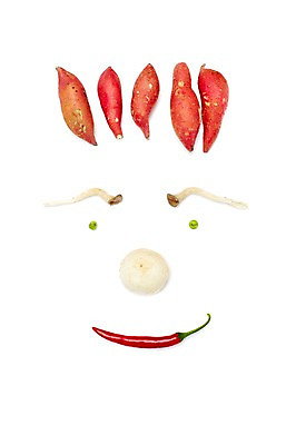 포토 JPG 스튜디오촬영 행복 음식 백그라운드 컨셉 채소 재료 고추 콩 실내 표정 미소 웃음 사람없음 빨간색 머리 버섯 기쁨 입 눈썹 코 완두콩 고구마 양송이 느타리버섯 안구 국내포토 감정 얼굴 컬러 곡류 뿌리채소 내부 신체부위 파일형식