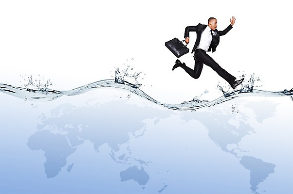 전신 PSD 서양인 외국인 편집 편집이미지 남자 캠페인 흑인 세계지도 지도 서류가방 가방 비즈니스 한명 서기 사람 정장 성인 물 세계 글로벌 달리기 물방울 직장인 비즈니스맨 물방울백그라운드 남자만 남자한명만 성인남자만 성인만 이미지편집 자연요소 직업 1 잡화 옷 백그라운드 모션 인종 파일형식