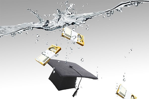 PSD 편집 편집이미지 모자 캠페인 지폐 돈 학사모 졸업 사람없음 물 물방울 물방울백그라운드 등록금 이미지편집 자연요소 모자_잡화 잡화 교육 백그라운드 재산 파일형식 비용