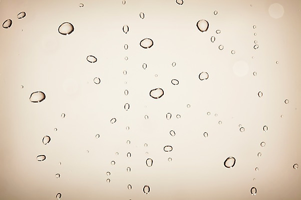 포토 JPG 스튜디오촬영 모양 백그라운드 컨셉 창문 실내 사람없음 물 반사 물방울 표현 액체 액체표현 국내포토 자연요소 순간포착 내부 파일형식