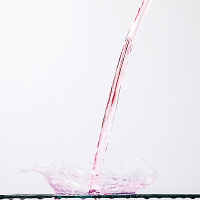 포토 JPG 스튜디오촬영 모양 물결 선 컬러 백그라운드 컨셉 탁자 선반 물줄기 실내 순간포착 사람없음 물 흐름 물방울 표현 액체 떨어짐 자주색 액체표현 번짐 국내포토 자연요소 가구 촬영기법 내부 파일형식 효과