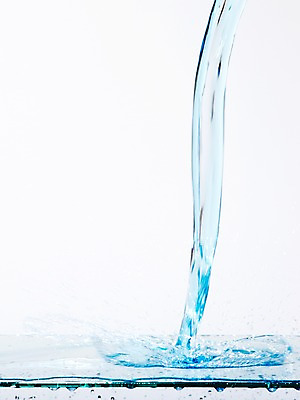 포토 JPG 스튜디오촬영 모양 물결 선 컬러 백그라운드 컨셉 탁자 선반 물줄기 실내 순간포착 사람없음 물 파란색 흐름 물방울 표현 액체 떨어짐 액체표현 번짐 국내포토 자연요소 가구 촬영기법 내부 파일형식 효과