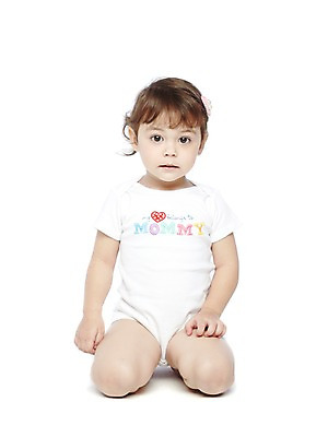 포토 JPG 스튜디오촬영 전신 외국인 해외기획촬영 라이프스타일 2012년태국 여자 어린이라이프 놀이 실내 한명 누끼 사람 앉기 앞모습 아기 무릎꿇기 여자만 여자한명만 아기만 여자아기만 여자아기한명만 국내포토 1 어린이 뷰포인트 모션 인종 내부 생활 파일형식