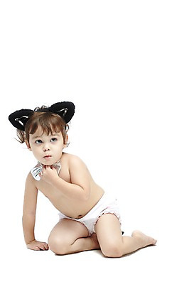 포토 JPG 스튜디오촬영 전신 외국인 해외기획촬영 라이프스타일 응시 2012년태국 여자 기념일 어린이라이프 놀이 나비넥타이 실내 한명 누끼 사람 앉기 이벤트 앞모습 파티 아기 머리띠 기저귀 여자만 여자한명만 아기만 여자아기만 여자아기한명만 국내포토 1 시선 어린이 뷰포인트 장신구 모션 넥타이 인종 내부 생활 아기용품 파일형식