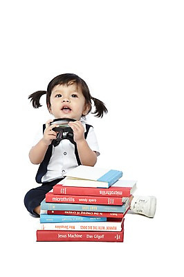 포토 JPG 스튜디오촬영 외국인 해외기획촬영 라이프스타일 응시 2012년태국 여자 어린이교육 교육 어린이라이프 비즈니스 양갈래머리 돋보기 나비넥타이 실내 한명 들기 누끼 사람 앉기 앞모습 책 독서 쌓기 아기 관찰 멜빵바지 키즈비즈니스 탐색 여자만 여자한명만 아기만 여자아기만 여자아기한명만 국내포토 1 헤어스타일 시선 어린이 뷰포인트 바지 모션 넥타이 인종 내부 생활 멜빵 파일형식