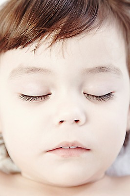 포토 JPG 스튜디오촬영 외국인 해외기획촬영 라이프스타일 2012년태국 여자 어린이라이프 얼굴 신체 실내 한명 사람 근접촬영 신체부위 하이앵글 눈감음 아기 잠 입 속눈썹 코 안구 여자만 여자한명만 아기만 여자아기만 여자아기한명만 국내포토 1 어린이 뷰포인트 모션 인종 내부 생활 눈썹 파일형식