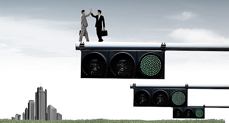 주간 PSD 구름 편집이미지 라이프스타일 시설물 남자 교통 서류가방 가방 비즈니스 하늘 성공 협력 협상 서기 사람 동양인 정장 빌딩 잔디 성인 야외 두명 건물 옆모습 비즈니스라이프 마주보기 파이팅 거래 한국인 도시 직장인 비즈니스맨 손뼉 신호등 동료 신호 화합 하이파이브 교통신호 청신호 타결 남자만 성인남자만 성인만 이미지편집 자연요소 식물 직업 건축물 잡화 옷 뷰포인트 컨셉 관계 모션 인종 손짓 생활 파일형식