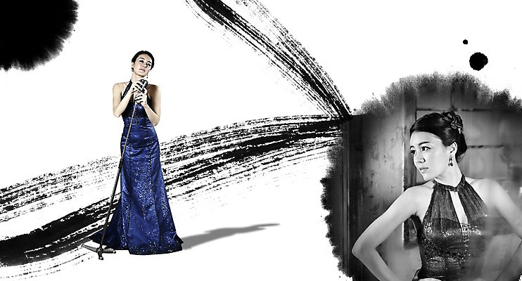 전신 PSD 편집이미지 드레스 여자 기념일 문화 예술 음악 노래 문화예술 서기 사람 동양인 이벤트 상반신 20대 성인 두명 앞모습 공연 한국인 가수 먹 스탠드마이크 마이크 번짐 이브닝드레스 여자만 성인여자만 청년만 청년여자만 성인만 이미지편집 옷 뷰포인트 음향기기 모션 서예 인종 청년 음악가 파일형식 효과