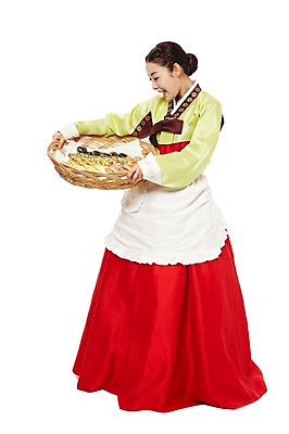 포토 JPG 스튜디오촬영 전신 한국문화 한국전통 전통 우먼라이프 라이프스타일 여자 명절 전통문화 음식 가사 한국 실내 요리 한명 서기 들기 누끼 사람 동양인 20대 성인 앞모습 광주리 앞치마 전통음식 한국인 계획 전통의상 한복 전 며느리 부침개 과정 여자만 여자한명만 성인여자만 청년만 청년여자만 성인한명만 청년여자한명만 성인여자한명만 성인만 국내포토 1 동양문화 기념일 아시아 문화 한식 뷰포인트 컨셉 모션 인종 청년 내부 생활 바구니 파일형식