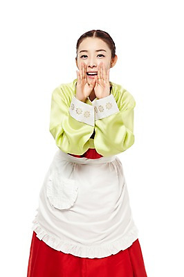 포토 JPG 스튜디오촬영 한국문화 한국전통 전통 우먼라이프 라이프스타일 여자 명절 전통문화 가사 모션 한국 실내 한명 서기 미소 웃음 누끼 사람 동양인 손짓 20대 성인 앞모습 앞치마 외침 한국인 계획 전통의상 한복 며느리 과정 여자만 여자한명만 성인여자만 청년만 청년여자만 성인한명만 청년여자한명만 성인여자한명만 성인만 국내포토 1 동양문화 기념일 아시아 문화 뷰포인트 컨셉 표정 인종 청년 내부 생활 소리 파일형식