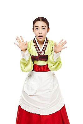 포토 JPG 스튜디오촬영 한국문화 한국전통 전통 우먼라이프 라이프스타일 여자 명절 전통문화 가사 모션 한국 실내 한명 서기 누끼 사람 동양인 손짓 20대 성인 앞모습 앞치마 놀람 한국인 계획 전통의상 한복 며느리 과정 여자만 여자한명만 성인여자만 청년만 청년여자만 성인한명만 청년여자한명만 성인여자한명만 성인만 국내포토 1 동양문화 기념일 감정 아시아 문화 뷰포인트 컨셉 표정 인종 청년 내부 생활 파일형식