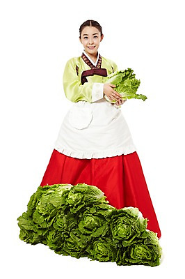 포토 JPG 스튜디오촬영 전신 한국문화 한국전통 전통 우먼라이프 라이프스타일 여자 명절 전통문화 가사 채소 식재료 한국 실내 한명 서기 미소 웃음 들기 누끼 사람 동양인 20대 성인 앞모습 앞치마 한국인 계획 전통의상 한복 배추 며느리 김장 과정 여자만 여자한명만 성인여자만 청년만 청년여자만 성인한명만 청년여자한명만 성인여자한명만 성인만 국내포토 1 동양문화 기념일 아시아 문화 뷰포인트 컨셉 모션 표정 인종 청년 내부 생활 파일형식