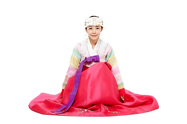 포토 JPG 스튜디오촬영 전신 한국문화 한국전통 전통 라이프스타일 여자 명절 전통문화 새해 한국 실내 한명 미소 웃음 누끼 사람 앉기 동양인 20대 성인 앞모습 설날 추석 깨끗함 한국인 예절 인사 절 전통의상 한복 세배 아얌 여자만 여자한명만 성인여자만 청년만 청년여자만 성인한명만 청년여자한명만 성인여자한명만 성인만 국내포토 1 동양문화 기념일 아시아 문화 뷰포인트 컨셉 모션 전통소품 표정 인종 청년 내부 생활 절_인사 파일형식