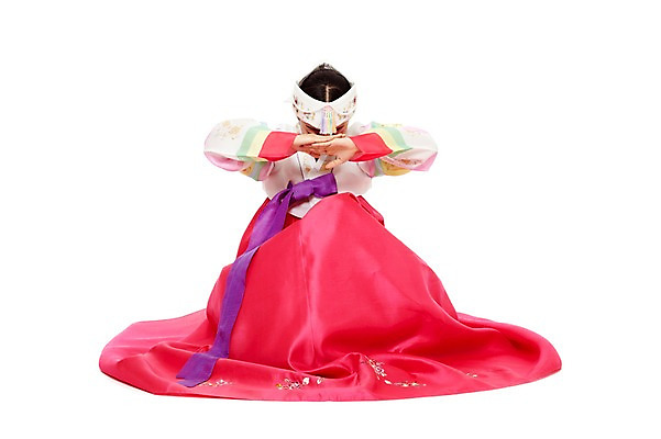 포토 JPG 스튜디오촬영 전신 한국문화 한국전통 전통 라이프스타일 여자 명절 전통문화 새해 한국 실내 숙이기 고개숙이기 한명 누끼 사람 앉기 동양인 20대 성인 앞모습 설날 추석 깨끗함 한국인 예절 인사 절 전통의상 한복 세배 손모으기 아얌 여자만 여자한명만 성인여자만 청년만 청년여자만 성인한명만 청년여자한명만 성인여자한명만 성인만 국내포토 1 동양문화 기념일 아시아 문화 뷰포인트 포즈 컨셉 모션 전통소품 인종 손짓 청년 내부 생활 절_인사 파일형식