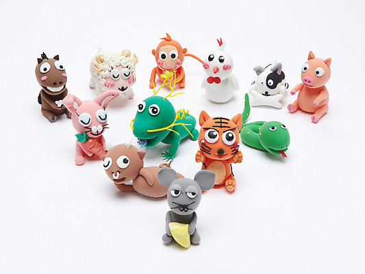 포토 JPG 스튜디오촬영 동물 캐릭터 인형 동물캐릭터 여러마리 실내 종류 사람없음 장난감 귀여움 십이지신 용 원숭이 운세 토끼 닭 양 말 돼지 뱀 호랑이 소 개 쥐 신년캐릭터 오브젝트 공예품 점토 점토공예 클레이아트 동물인형 반려 국내포토 다수 컨셉 포유류 파충류 조류 새해 내부 반려동물 설치류 공예 파일형식