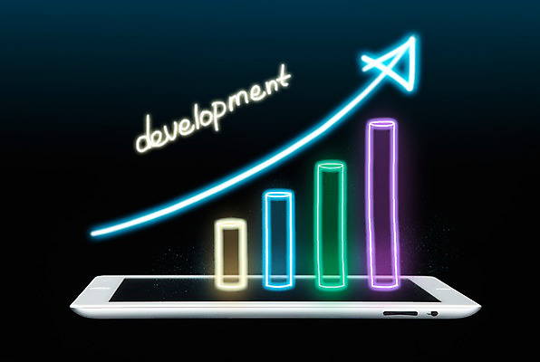 PSD 편집이미지 알파벳 영어 화살표 비즈니스 페인팅 통계 수치 그래프 정보기술 사람없음 단어 빛 스마트기기 태블릿 통신기기 성장 광선 방향 막대그래프 상승 소문자 꺾은선그래프 라이트페인팅 IT산업 개발 이미지편집 문자 산업 컨셉 통신 기술 전자제품 기계 파일형식