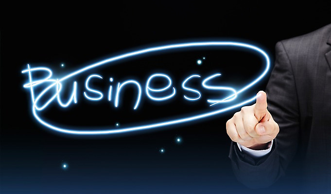 PSD 편집이미지 문자 손 영어 포즈 비즈니스 페인팅 한손 한명 사람 정장 손짓 신체부위 단어 빛 광선 원형 그리기 라이트페인팅 이미지편집 도형 1 옷 모션 파일형식