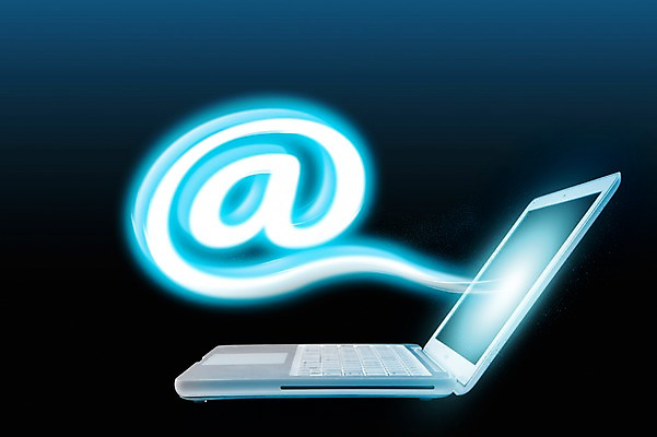 PSD 편집이미지 기호 인터넷 비즈니스 페인팅 사람없음 노트북 빛 컴퓨터 광선 라이트페인팅 골뱅이기호 이미지편집 문자 전자제품 파일형식