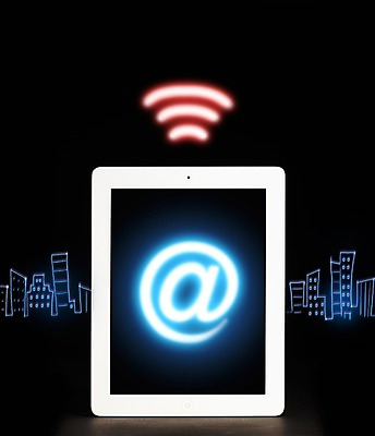 PSD 편집이미지 건축물 기호 인터넷 비즈니스 통신 페인팅 무선통신 안테나 정보기술 빌딩 사람없음 건물 빛 스마트기기 태블릿 스크린 광선 와이파이 영상 라이트페인팅 IT산업 골뱅이기호 이미지편집 문자 건축 산업 기술 전자제품 무선인터넷 파일형식