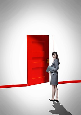 전신 PSD 외국인 편집 편집이미지 여자 백그라운드 비즈니스 출입구 한명 서기 미소 웃음 사람 동양인 정장 20대 성인 중국인 3D 문 업무 직장인 비즈니스우먼 작업실 보고 보고서 문서 여자만 여자한명만 성인여자만 청년만 청년여자만 성인한명만 청년여자한명만 성인여자한명만 성인만 편집3D 직업 1 옷 모션 표정 인종 청년 작업 발표 디지털합성 파일형식