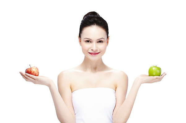 포토 JPG 스튜디오촬영 서양인 외국인 백인 해외기획촬영 우먼라이프 라이프스타일 2012년태국 여자 음식 포즈 과일 실내 한명 미소 웃음 들기 누끼 사람 상반신 20대 성인 앞모습 빨간색 뷰티 사과 매끈함 튜브탑 순수 올림머리 청사과 청순 의료성형뷰티 여자만 여자한명만 성인여자만 청년만 청년여자만 성인한명만 청년여자한명만 성인여자한명만 성인만 국내포토 1 헤어스타일 뷰포인트 컬러 컨셉 상의 모션 표정 인종 청년 내부 생활 감각 파일형식