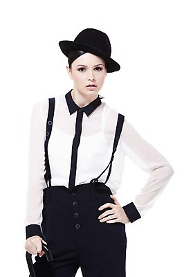 포토 JPG 스튜디오촬영 서양인 외국인 백인 해외기획촬영 모자 우먼라이프 라이프스타일 2012년태국 잡화 여자 패션 허리손 포즈 지팡이 실내 한명 서기 누끼 사람 20대 성인 앞모습 매니시 매니시룩 멜빵바지 중절모 남장 페도라 여자만 여자한명만 성인여자만 청년만 청년여자만 성인한명만 청년여자한명만 성인여자한명만 성인만 국내포토 모자_잡화 1 뷰포인트 바지 모션 인종 청년 내부 생활 멜빵 파일형식