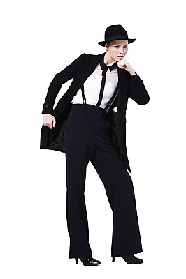 포토 JPG 스튜디오촬영 전신 서양인 외국인 백인 해외기획촬영 모자 우먼라이프 라이프스타일 2012년태국 잡화 여자 패션 구두 포즈 모션 실내 한명 서기 누끼 사람 정장 손짓 20대 성인 앞모습 재킷 코트 매니시 매니시룩 멜빵바지 중절모 남장 페도라 여자만 여자한명만 성인여자만 청년만 청년여자만 성인한명만 청년여자한명만 성인여자한명만 성인만 국내포토 모자_잡화 1 옷 뷰포인트 신발 바지 인종 청년 내부 생활 외투 멜빵 파일형식