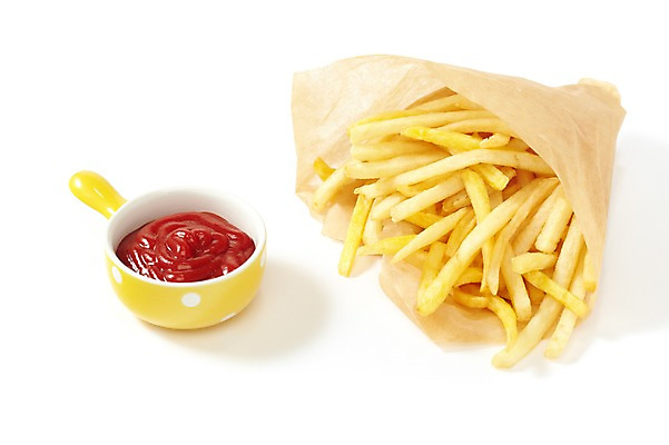 포토 JPG 그릇 식기 종이 음식 디저트 감자 패스트푸드 실내 통 요리 누끼 사람없음 종이봉투 튀김 감자튀김 케첩 담기 고칼로리 토마토소스 국내포토 채소 모션 봉투 내부 소스_음식 인스턴트 칼로리 파일형식