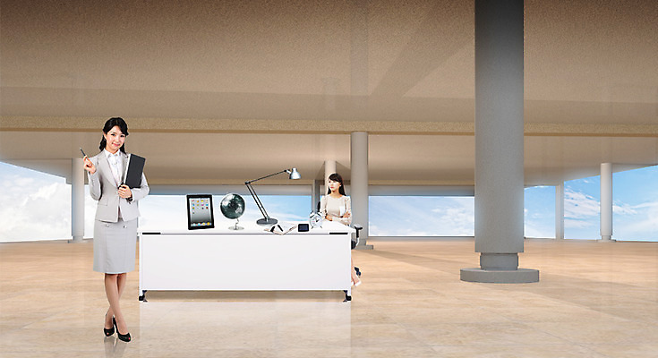 전신 PSD 편집이미지 응시 여자 시계 포즈 의자 비즈니스 창문 탁자 서기 미소 웃음 사람 앉기 동양인 정장 20대 성인 두명 앞모습 비즈니스라이프 스마트기기 컴퓨터 태블릿 사무실 필기구 펜 지구본 팔짱 한국인 스탠드 기둥 직장인 비즈니스우먼 책상 문서 탁상시계 여자만 성인여자만 청년만 청년여자만 성인만 이미지편집 직업 라이프스타일 시선 옷 건축 뷰포인트 가구 모션 문구용품 조명 표정 인종 청년 전자제품 파일형식