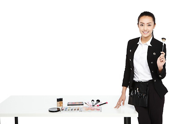 포토 JPG 스튜디오촬영 외국인 해외기획촬영 직업 우먼라이프 라이프스타일 2012년태국 여자 탁자 실내 한명 서기 미소 웃음 들기 누끼 사람 동양인 정장 20대 성인 앞모습 화장 뷰티 화장품 화장용품 도구 붓 전문직 메이크업아티스트 아이섀도 브러쉬세트 브러쉬케이스 벨트색 브러쉬벨트색 메이크업베이스 섀도우팔레트 의료성형뷰티 여자만 여자한명만 성인여자만 청년만 청년여자만 성인한명만 청년여자한명만 성인여자한명만 성인만 국내포토 1 옷 뷰포인트 가구 모션 표정 인종 청년 내부 생활 미용용품 힙색 파일형식