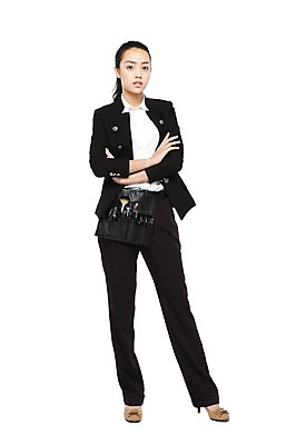 포토 JPG 스튜디오촬영 전신 외국인 해외기획촬영 직업 우먼라이프 라이프스타일 2012년태국 여자 구두 실내 한명 서기 누끼 사람 동양인 정장 20대 성인 앞모습 화장 뷰티 팔짱 화장품 화장용품 도구 붓 전문직 메이크업아티스트 브러쉬세트 브러쉬케이스 벨트색 브러쉬벨트색 의료성형뷰티 여자만 여자한명만 성인여자만 청년만 청년여자만 성인한명만 청년여자한명만 성인여자한명만 성인만 국내포토 1 옷 뷰포인트 신발 모션 인종 청년 내부 생활 미용용품 힙색 파일형식