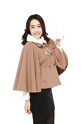 포토 JPG 스튜디오촬영 외국인 해외기획촬영 우먼라이프 라이프스타일 긴머리 2012년태국 여자 패션 커피 음료 겨울 티타임 잔 실내 따뜻함 한명 서기 미소 웃음 들기 누끼 사람 동양인 20대 성인 옆모습 컵 치마 목도리 머그컵 망토 겨울옷 여자만 여자한명만 성인여자만 청년만 청년여자만 성인한명만 청년여자한명만 성인여자한명만 성인만 국내포토 1 헤어스타일 식기 잡화 옷 계절 뷰포인트 모션 하의 휴식 표정 인종 청년 내부 생활 파일형식