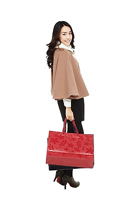 포토 JPG 스튜디오촬영 전신 외국인 해외기획촬영 우먼라이프 라이프스타일 긴머리 2012년태국 여자 패션 구두 겨울 실내 한명 서기 미소 웃음 들기 누끼 사람 동양인 이벤트 20대 성인 옆모습 쇼핑 치마 쇼핑백 목도리 하이힐 망토 겨울옷 여자만 여자한명만 성인여자만 청년만 청년여자만 성인한명만 청년여자한명만 성인여자한명만 성인만 국내포토 1 헤어스타일 잡화 옷 계절 뷰포인트 신발 가방 모션 하의 표정 인종 청년 내부 생활 여성화 파일형식