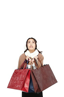 포토 JPG 스튜디오촬영 외국인 해외기획촬영 우먼라이프 라이프스타일 긴머리 응시 2012년태국 여자 패션 겨울 실내 한명 서기 들기 누끼 사람 동양인 이벤트 20대 성인 쇼핑 쇼핑백 목도리 올려보기 망토 귀마개 겨울옷 여자만 여자한명만 성인여자만 청년만 청년여자만 성인한명만 청년여자한명만 성인여자한명만 성인만 국내포토 1 헤어스타일 시선 잡화 옷 계절 가방 모션 인종 청년 내부 생활 파일형식