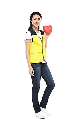 포토 JPG 스튜디오촬영 전신 외국인 해외기획촬영 우먼라이프 라이프스타일 2012년태국 여자 캠페인 운동화 실내 사랑 한명 서기 미소 웃음 들기 누끼 사람 동양인 20대 성인 옆모습 청바지 하트 조끼 봉사 도움 자원봉사자 보호 복지 자원봉사조끼 하트모형 여자만 여자한명만 성인여자만 청년만 청년여자만 성인한명만 청년여자한명만 성인여자한명만 성인만 국내포토 모양 1 감정 뷰포인트 신발 컨셉 바지 모션 표정 인종 청년 내부 생활 모형 외투 사회이슈 파일형식