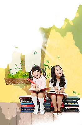 전신 PSD 식물 편집 편집이미지 여자 어린이교육 교육 어린이 잎 창문 미소 웃음 사람 앉기 동양인 소녀 두명 책 필기구 연필 여자만 어린이만 소녀만 이미지편집 모션 문구용품 학용품 표정 인종 파일형식