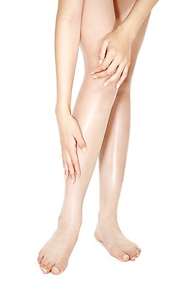 포토 JPG 스튜디오촬영 우먼라이프 라이프스타일 손 여자 포즈 신체 몸매관리 맨발 발 실내 한명 서기 누끼 사람 20대 성인 앞모습 신체부위 뷰티 섹시 하반신 다리 매끈함 몸매 각선미 청년만 성인한명만 성인만 국내포토 1 뷰포인트 컨셉 다이어트 모션 청년 내부 생활 감각 파일형식