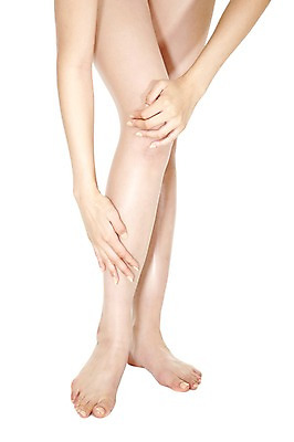 포토 JPG 스튜디오촬영 우먼라이프 라이프스타일 손 여자 포즈 신체 몸매관리 맨발 발 실내 한명 서기 누끼 사람 20대 성인 앞모습 신체부위 뷰티 섹시 하반신 다리 매끈함 몸매 각선미 청년만 성인한명만 성인만 국내포토 1 뷰포인트 컨셉 다이어트 모션 청년 내부 생활 감각 파일형식