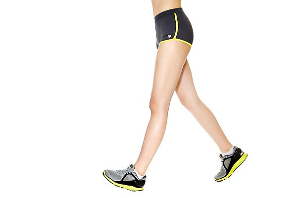 포토 JPG 스튜디오촬영 우먼라이프 라이프스타일 잡화 여자 포즈 운동화 신발 신체 반바지 발 실내 건강 한명 서기 누끼 사람 20대 성인 옆모습 신체부위 운동복 조깅 운동 섹시 걷기 건강관리 하반신 다리 매끈함 몸매 각선미 여자만 여자한명만 성인여자만 청년만 청년여자만 성인한명만 청년여자한명만 성인여자한명만 성인만 국내포토 1 옷 뷰포인트 컨셉 바지 모션 관리 청년 내부 생활 감각 파일형식