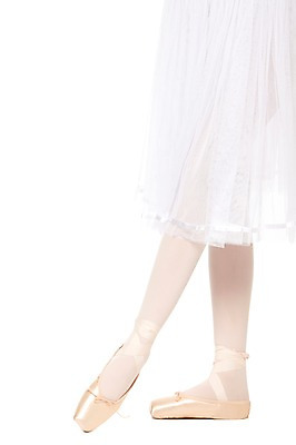 포토 JPG 스튜디오촬영 우먼라이프 잡화 여자 포즈 신발 신체 발 실내 한명 서기 누끼 사람 20대 성인 옆모습 신체부위 댄서 하반신 다리 춤 우아함 몸매 발레 발레리나 각선미 발레복 토슈즈 발레동작 여자만 여자한명만 성인여자만 청년만 청년여자만 성인한명만 청년여자한명만 성인여자한명만 성인만 국내포토 직업 1 라이프스타일 옷 뷰포인트 컨셉 모션 문화예술 청년 내부 파일형식