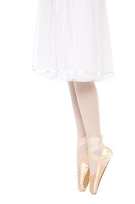 포토 JPG 스튜디오촬영 우먼라이프 잡화 여자 포즈 신발 신체 발 실내 한명 서기 누끼 사람 20대 성인 옆모습 신체부위 댄서 하반신 다리 춤 우아함 몸매 발레 발레리나 각선미 발레복 토슈즈 발레동작 까치발 여자만 여자한명만 성인여자만 청년만 청년여자만 성인한명만 청년여자한명만 성인여자한명만 성인만 국내포토 직업 1 라이프스타일 옷 뷰포인트 컨셉 모션 문화예술 청년 내부 파일형식