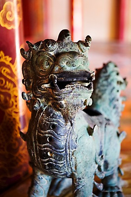 포토 JPG 동물 아시아 예술 조각 백그라운드 사람없음 아웃포커스 조각상 동남아시아 사자 오브젝트 베트남 후에 조각_조소 국내포토 나라 포유류 촬영기법 조형물 조소 파일형식